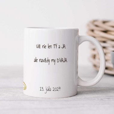 Svadobný hrnček s ilustráciou novomanželov a citátom Svadobný hrnček s ilustráciou novomanželov a citátom