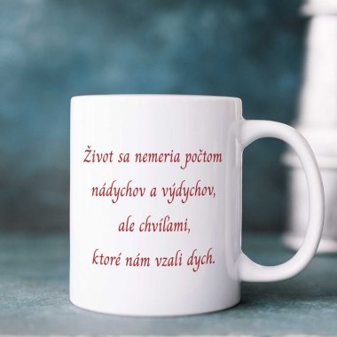 Svadobný hrnček s kvetinovým motívom a citátom Svadobný hrnček s kvetinovým motívom a citátom